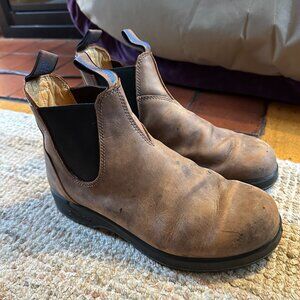 Blundstone Women's Thermal #584 - Insulated Chelsea Boot Size 8 Rustic Brown